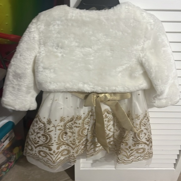 Dress - Picture 2 of 3